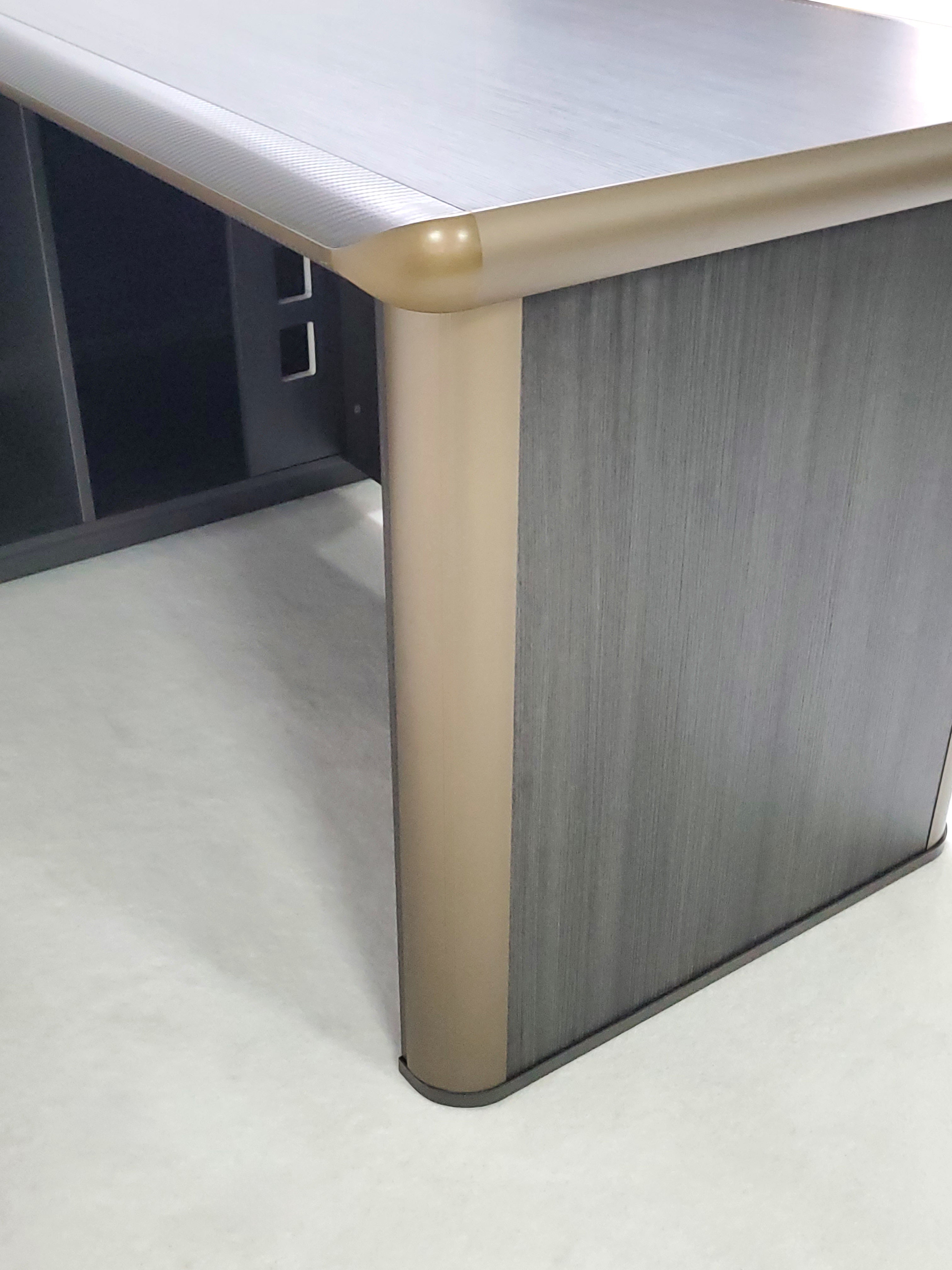 Modern Grey Oak Executive Corner Office Desk with Carbon Fibre and Brass Metal Edging - 2000mm - FP60-D02